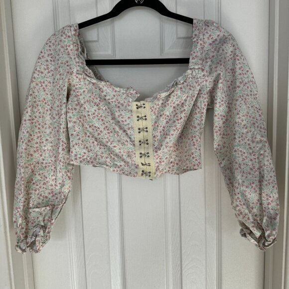 EUC Urban Outfitters Love Struck Floral Hook + Eye CropTop, White / Floral, L - Picture 5 of 14